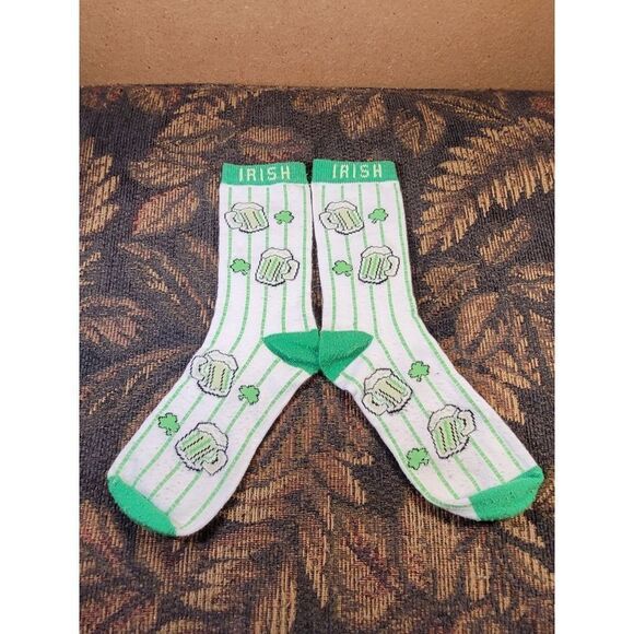 Women's Irish Green Beer Novelty Socks- OSFM - Picture 3 of 3